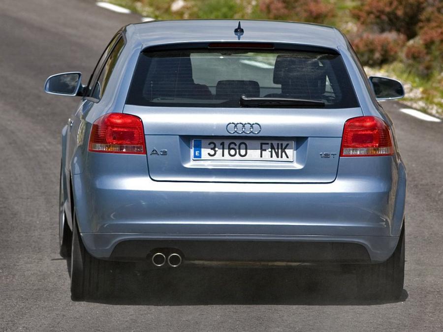  Audi A3 1.8T S-Line (8P) 2005 года  (фото 4 из 9)